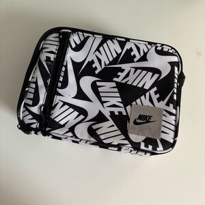 5/$5 Nike Monochrome Lunchbox